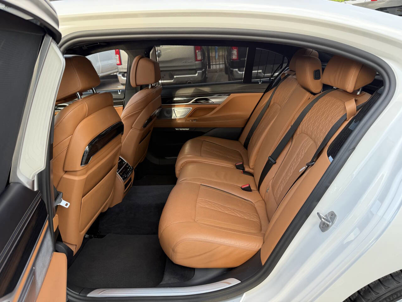 Used 2018 BMW M760i xDrive AWD/4WD image 13