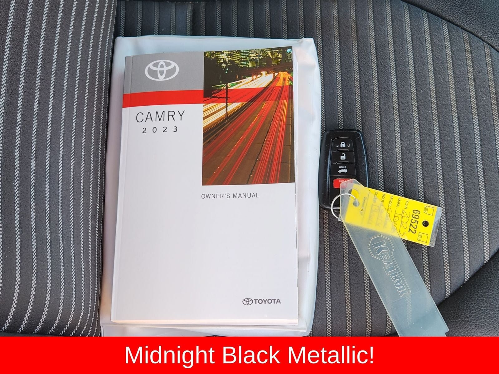 Used 2023 Toyota Camry SE w/ Convenience Package FWD image 41