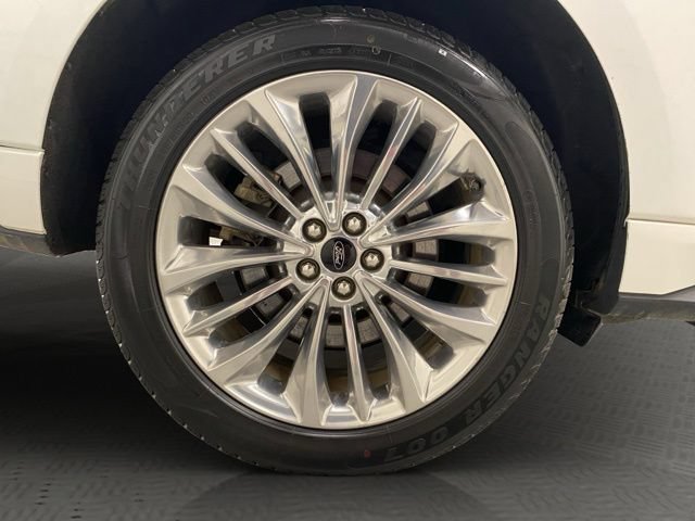 Used 2021 Ford Edge Titanium w/ Equipment Group 301A AWD/4WD image 38