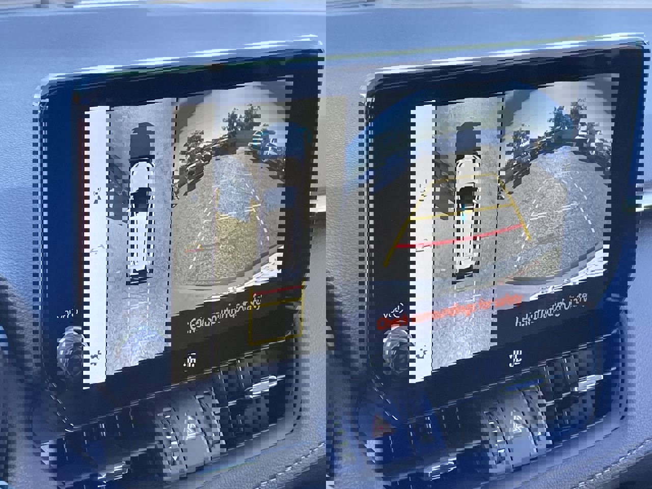 New 2025 Toyota RAV4 Limited image 16