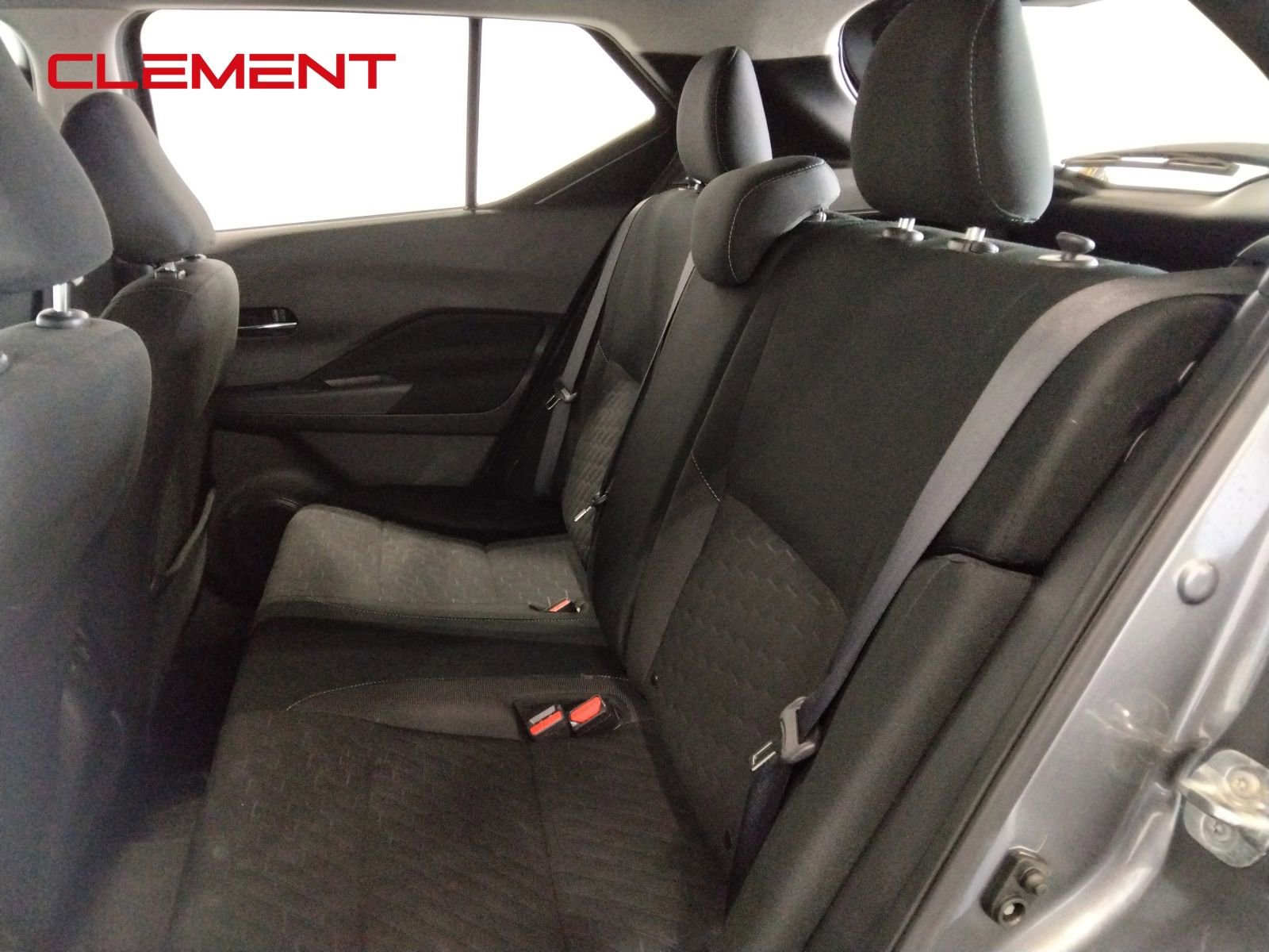 Used 2024 Nissan Kicks SV image 27