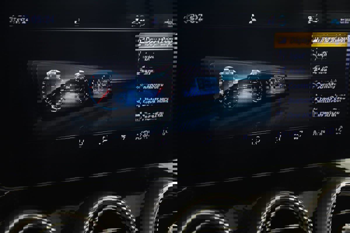 Used 2021 Mercedes-Benz C 300 4MATIC Cabriolet image 54