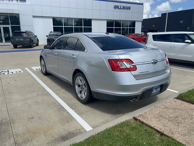 Used 2010 Ford Taurus SEL FWD image 2