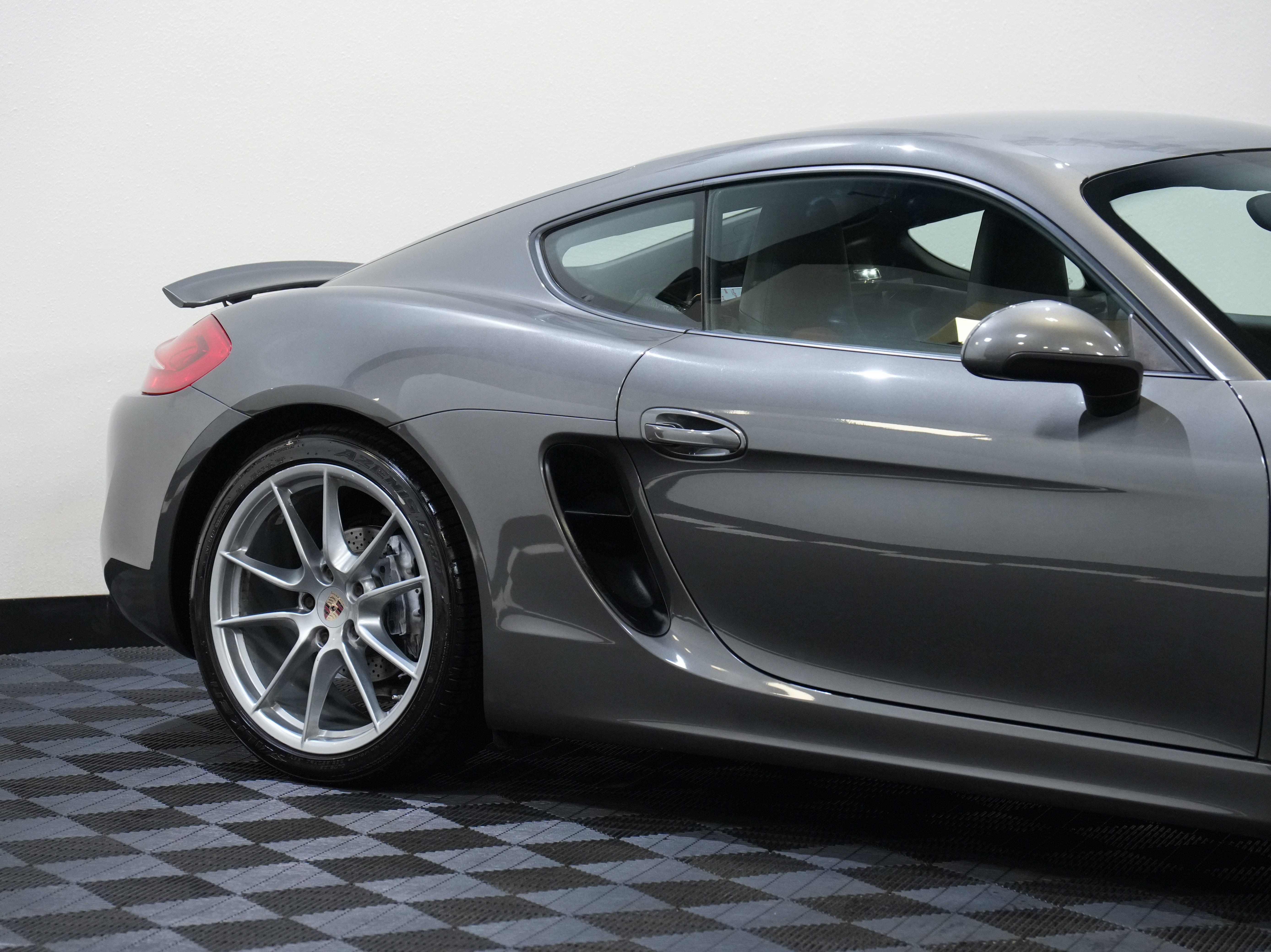 Used 2014 Porsche Cayman RWD image 13