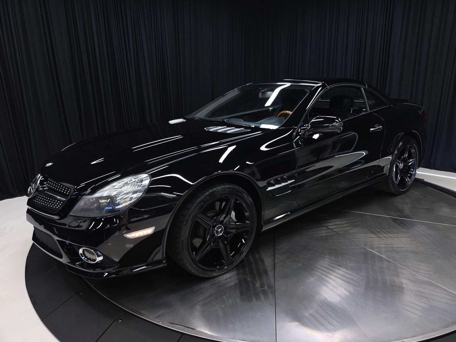 Used 2011 Mercedes-Benz SL 550 image 42
