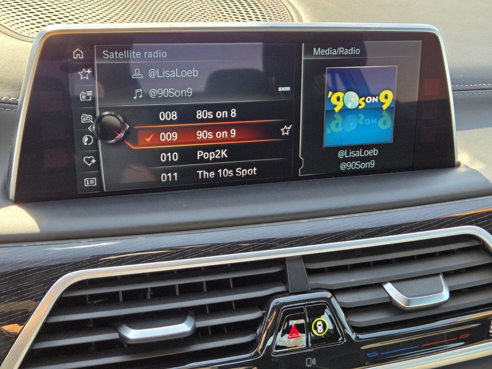 Used 2016 BMW 750i RWD image 18