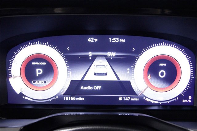 Used 2023 Nissan Pathfinder Platinum image 27