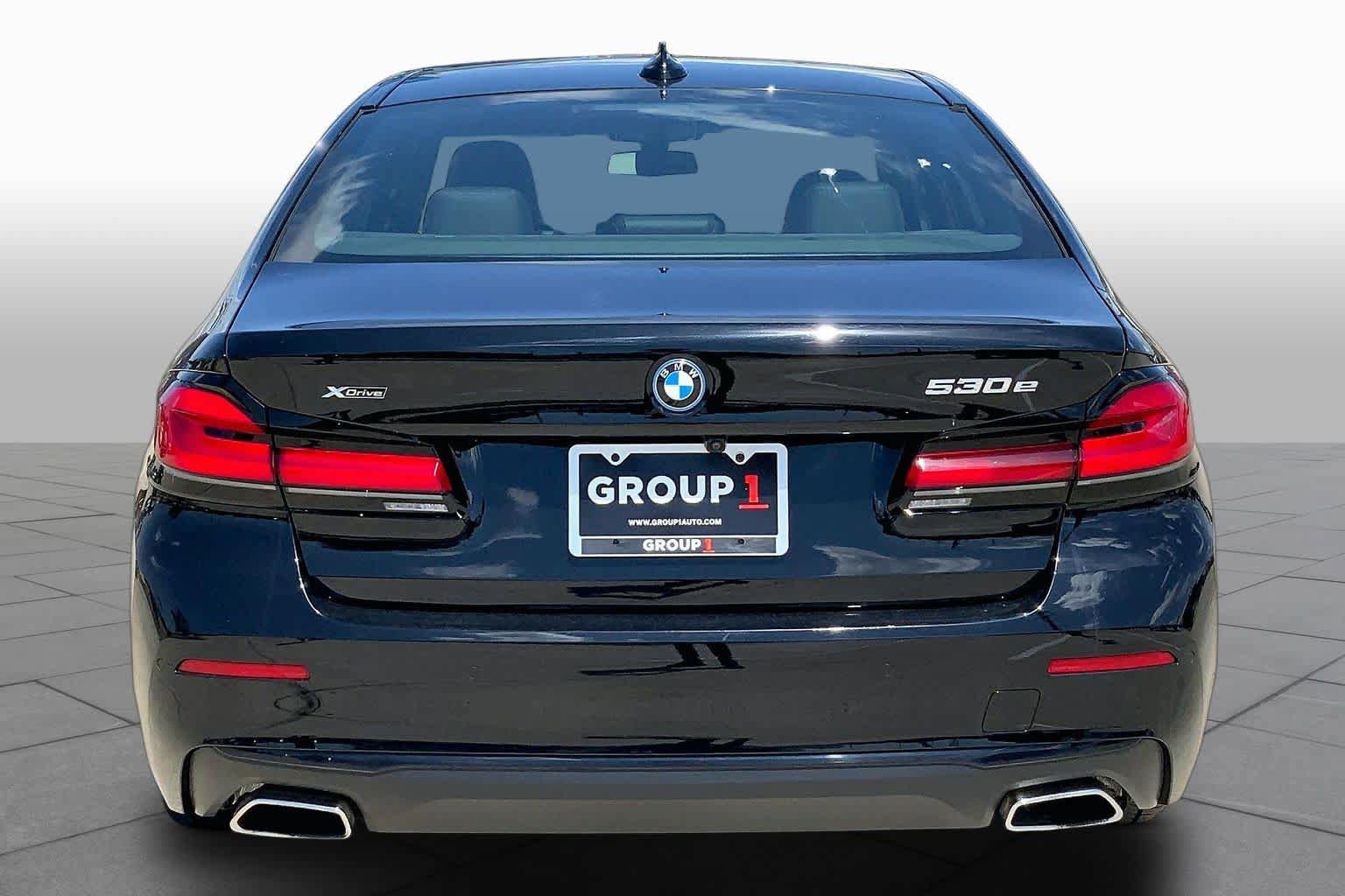 Used 2023 BMW 530e xDrive AWD/4WD image 5