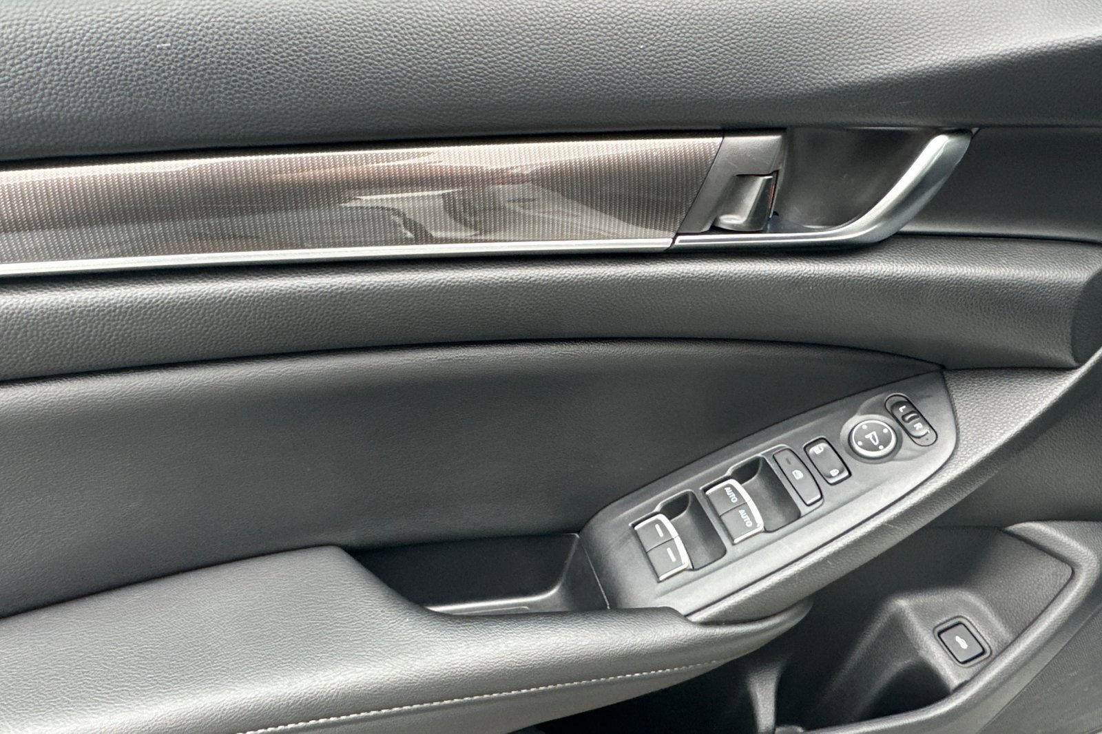 Certified 2020 Honda Accord Sport image 11