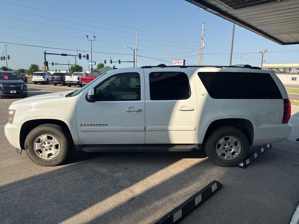 Used 2009 Chevrolet Suburban LT AWD/4WD image 3
