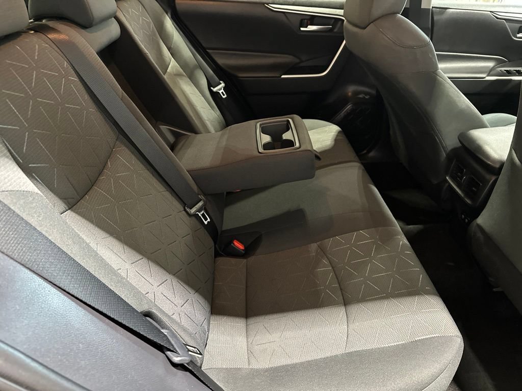 Used 2020 Toyota RAV4 XLE w/ Convenience Package AWD/4WD image 19