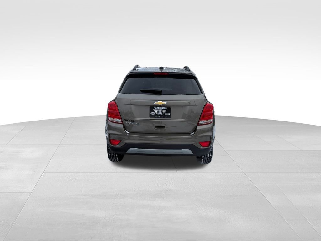 Used 2022 Chevrolet Trax LT w/ LT Convenience Package image 7