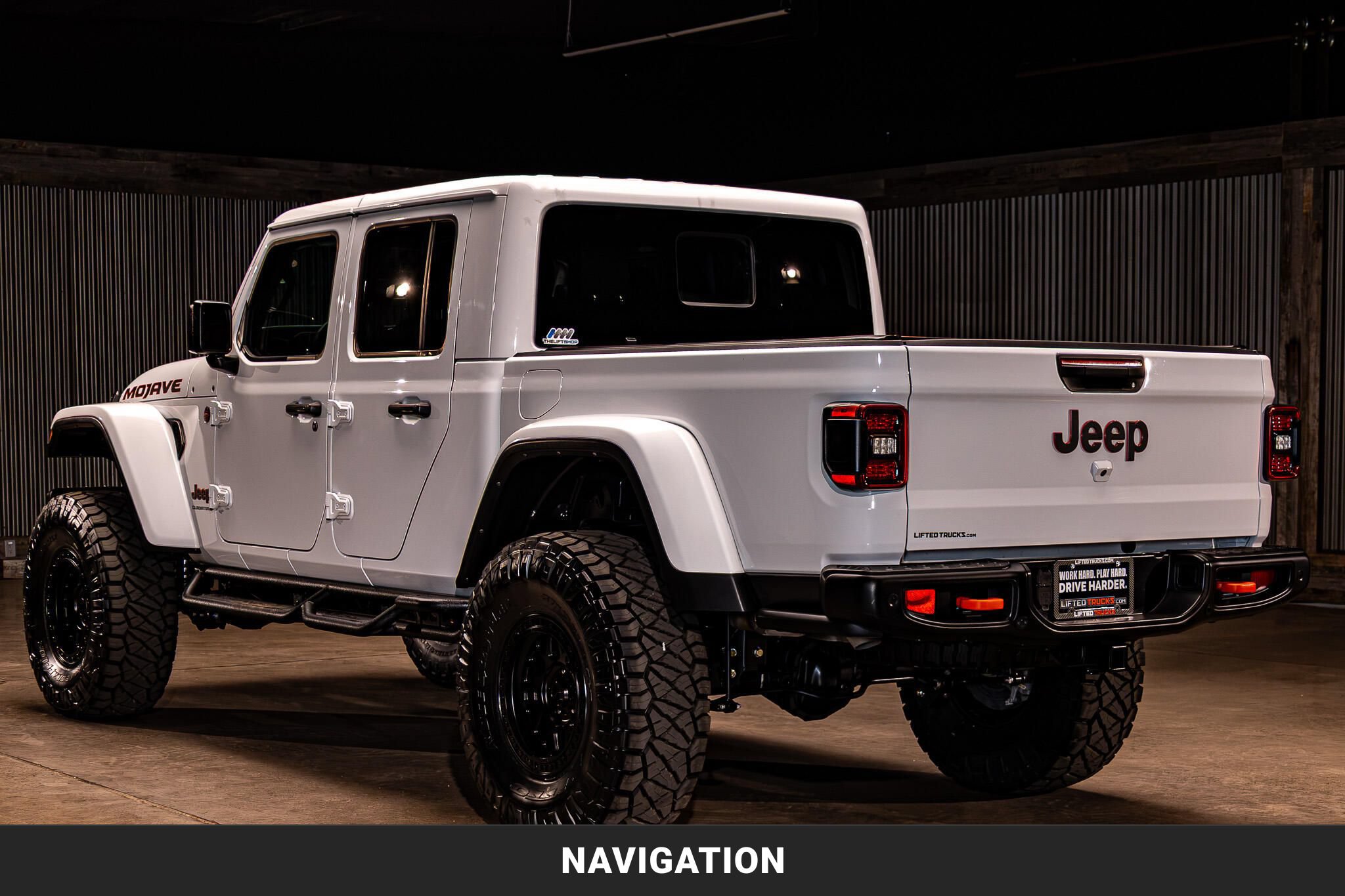 Used 2024 Jeep Gladiator Mojave AWD/4WD image 7