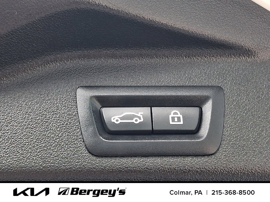 Used 2021 BMW X5 xDrive40i w/ Convenience Package AWD/4WD image 33
