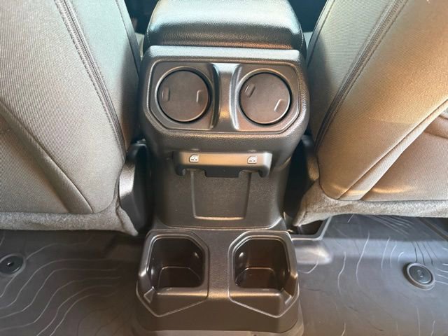 Used 2022 Jeep Gladiator Willys image 28