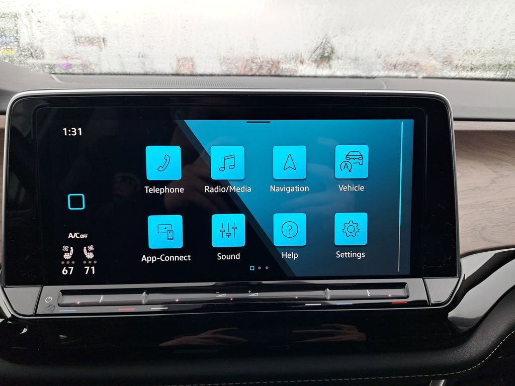 Used 2024 Volkswagen Atlas SE image 25