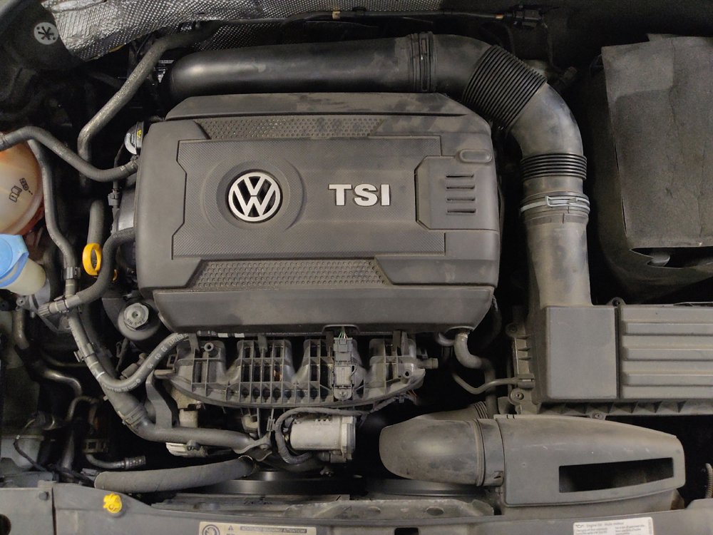 Used 2016 Volkswagen Beetle 1.8T SEL FWD image 30
