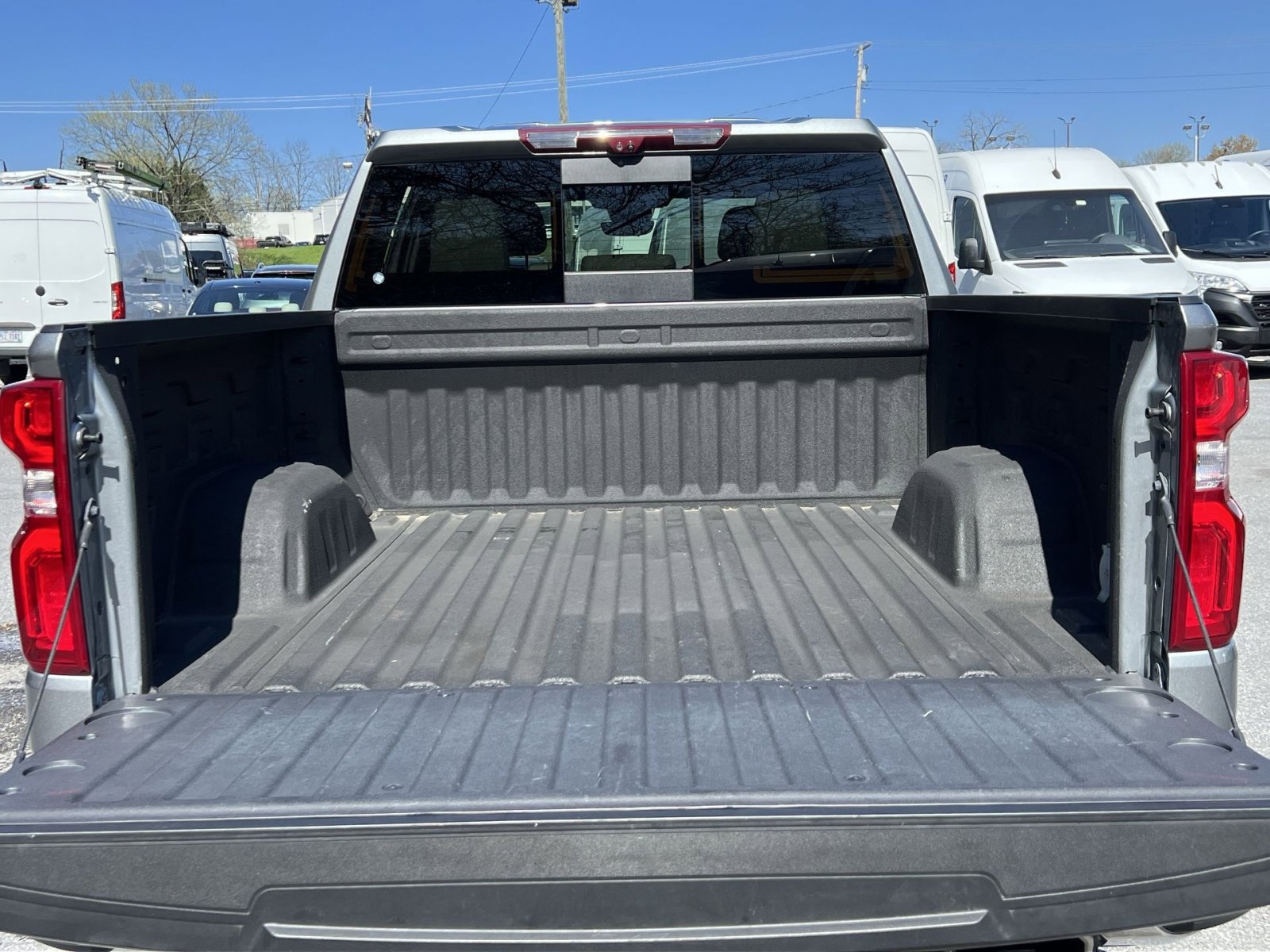 Used 2024 Chevrolet Silverado 1500 LTZ w/ LTZ Premium Package AWD/4WD image 25