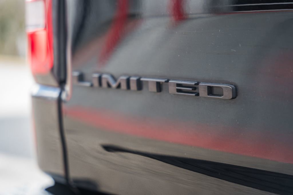 Used 2022 RAM 1500 Limited w/ Night Edition image 13