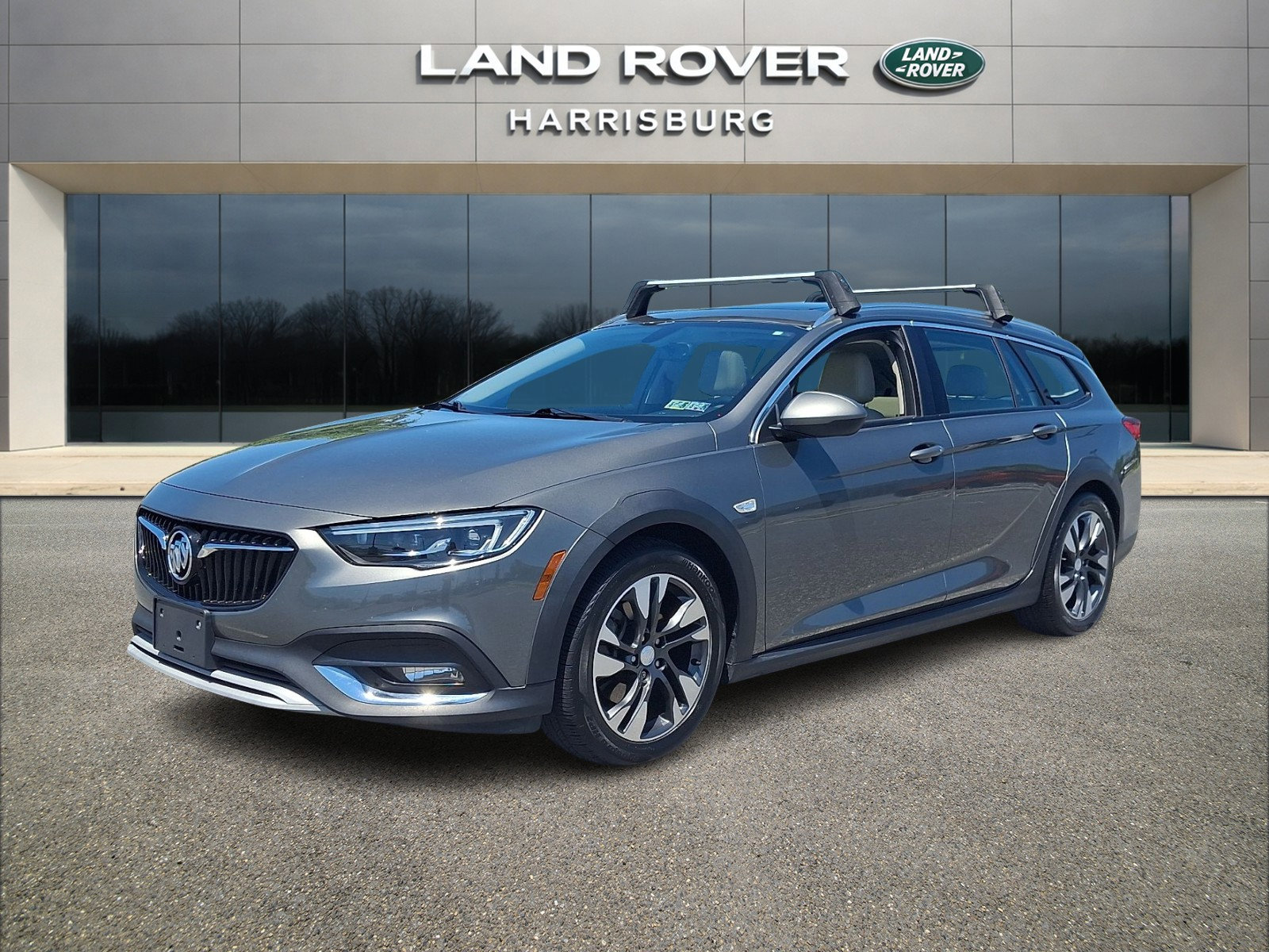 Used 2018 Buick Regal Essence w/ Driver Confidence Package #1 AWD/4WD image 1