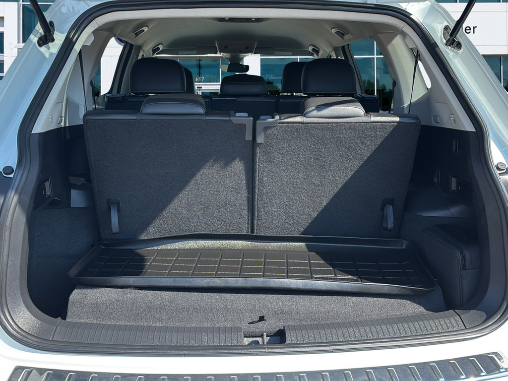 Certified 2023 Volkswagen Tiguan SE FWD image 13