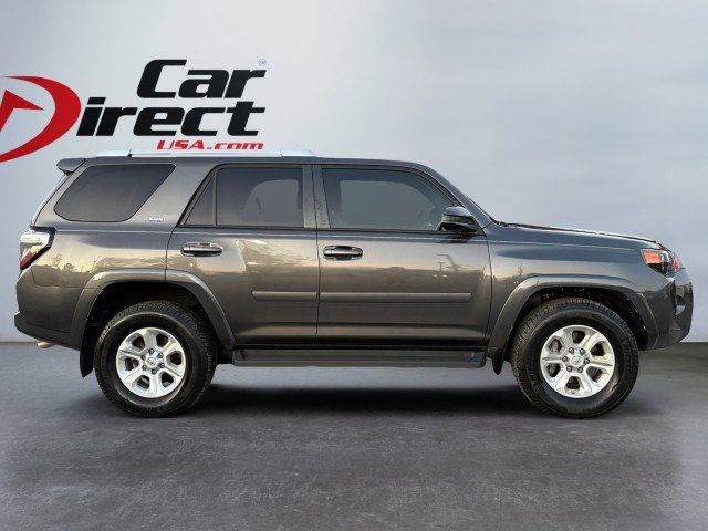 Used 2016 Toyota 4Runner SR5 image 4