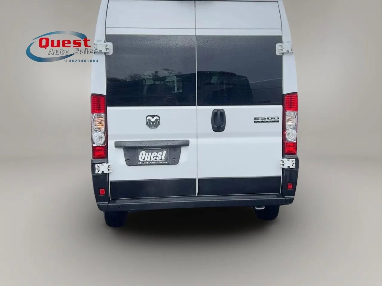 Used 2023 RAM ProMaster 2500 FWD image 4
