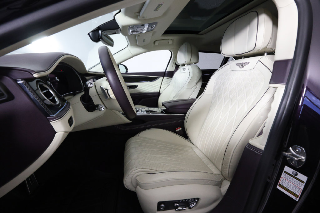 Used 2021 Bentley Flying Spur V8 AWD/4WD image 14