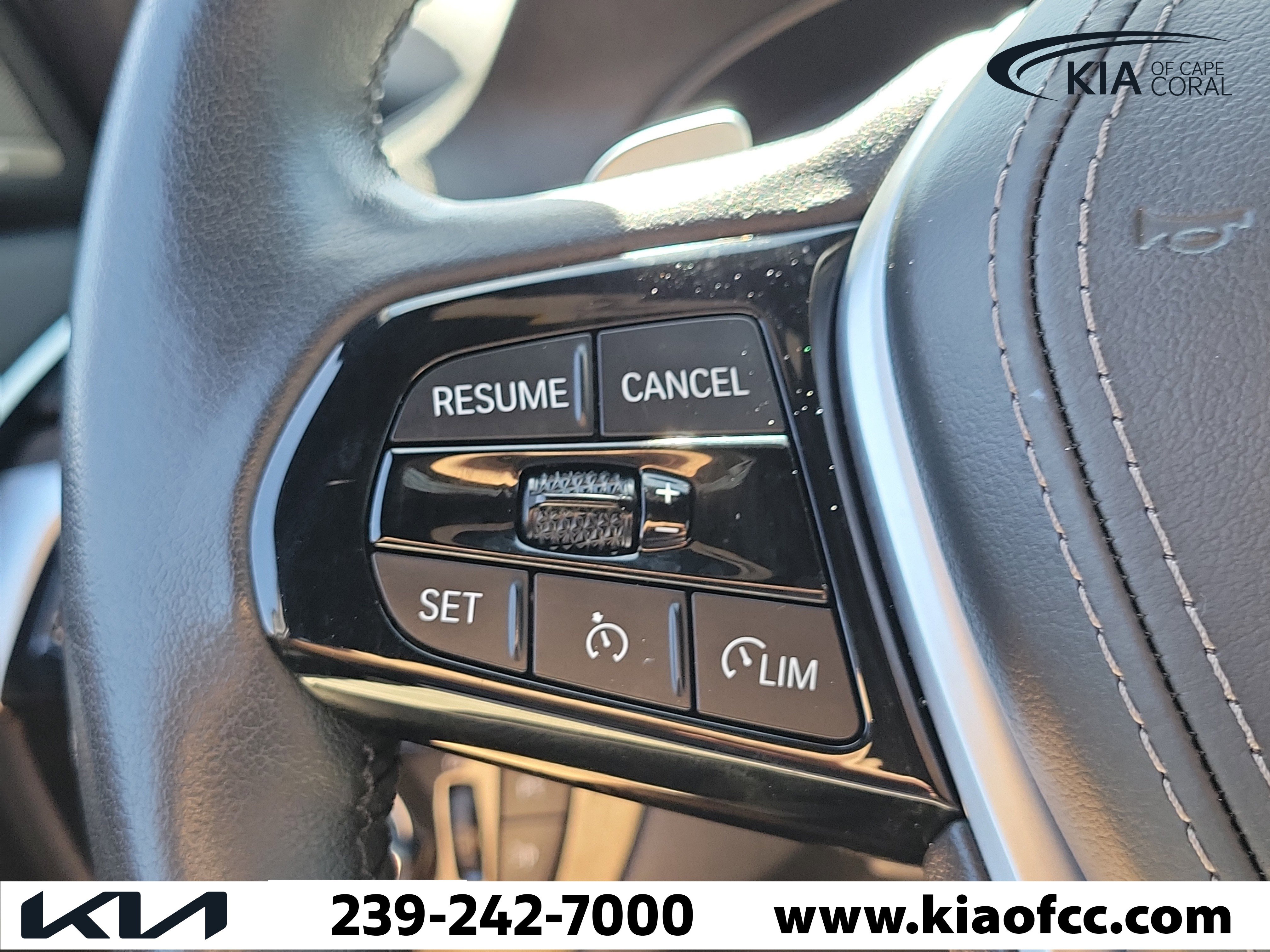 Used 2022 BMW 530i xDrive w/ Premium Package image 25