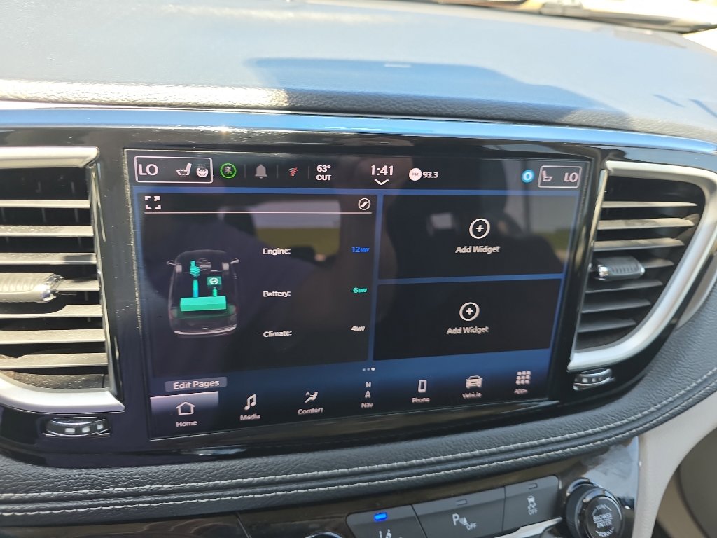 Used 2024 Chrysler Pacifica Limited FWD image 22