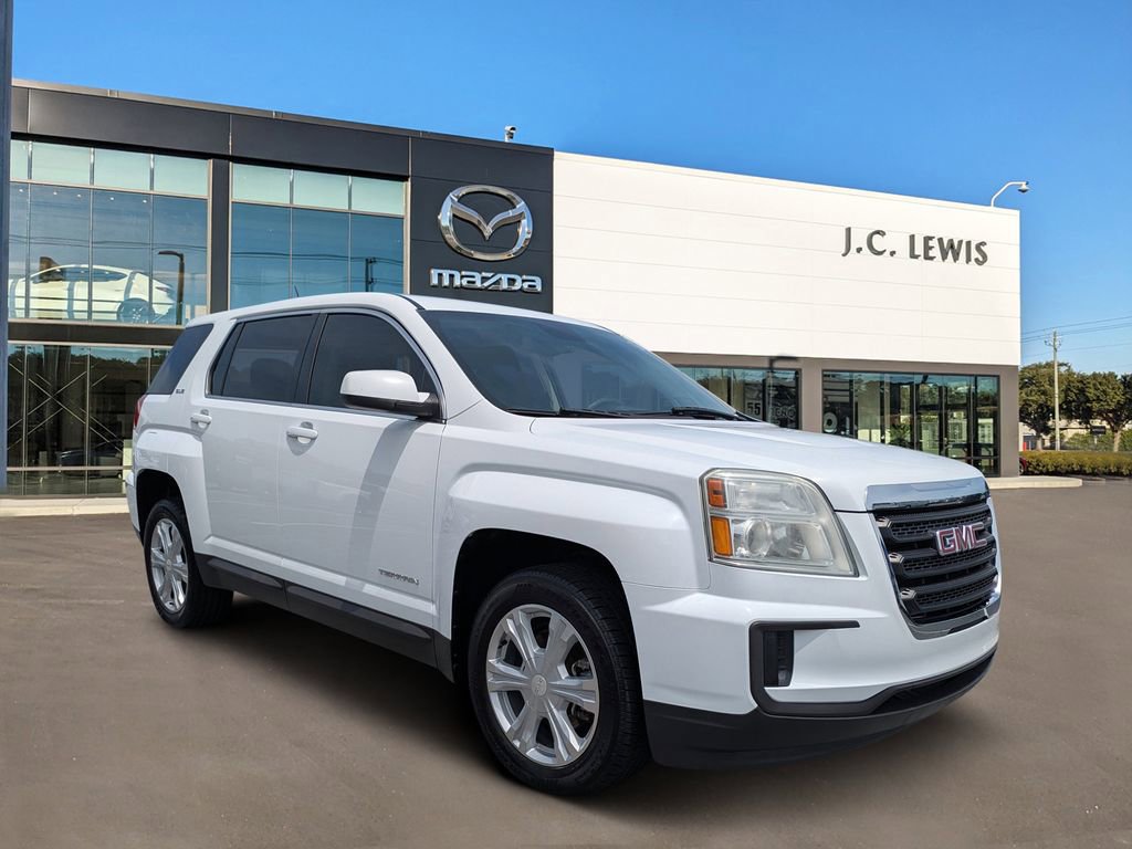 Used 2017 GMC Terrain SLE FWD image 1
