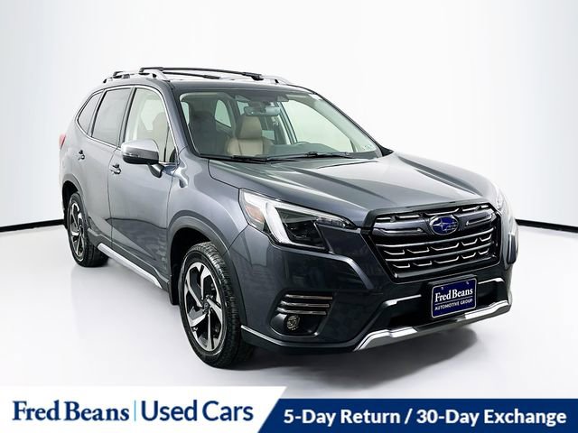 Used 2022 Subaru Forester Touring image 1