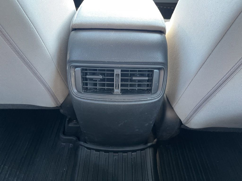 Used 2018 Honda CR-V LX image 24