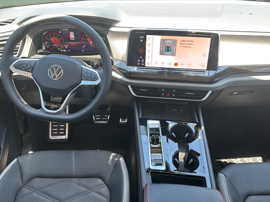New 2026 Volkswagen Atlas Peak Edition AWD/4WD image 17