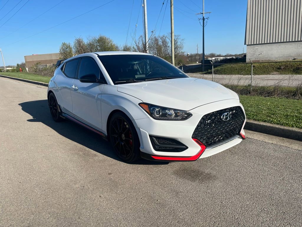 Used 2020 Hyundai Veloster N w/ Performance Package FWD image 2