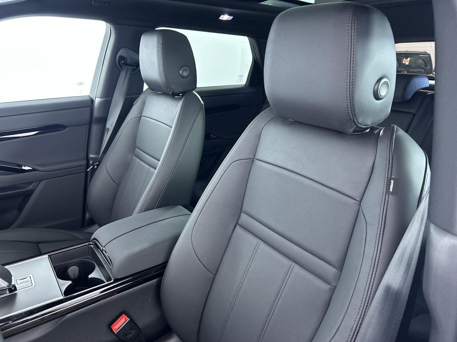 New 2026 Land Rover Range Rover Evoque S image 25