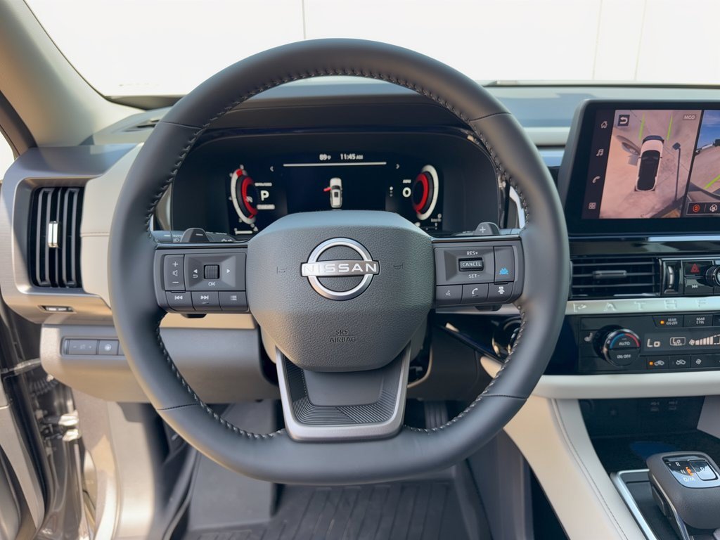 Used 2026 Nissan Pathfinder SL FWD image 10