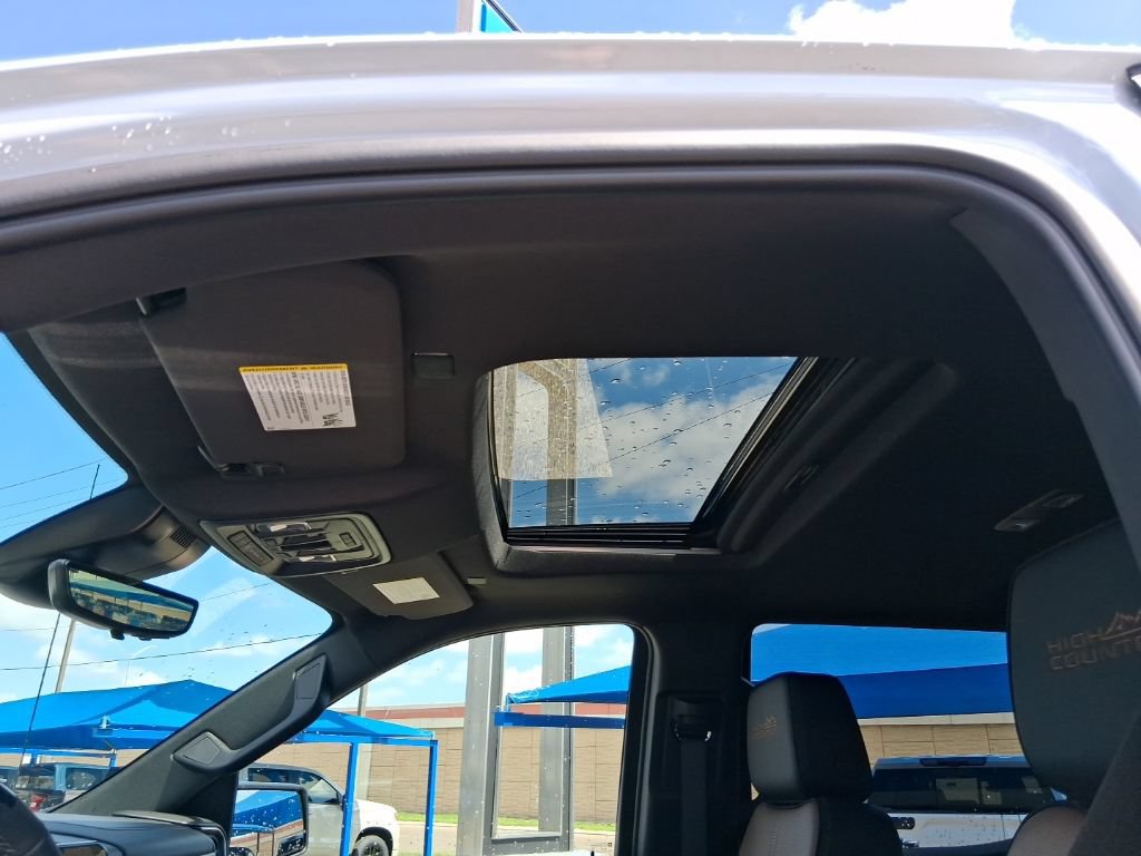 New 2026 Chevrolet Silverado 1500 High Country AWD/4WD image 20