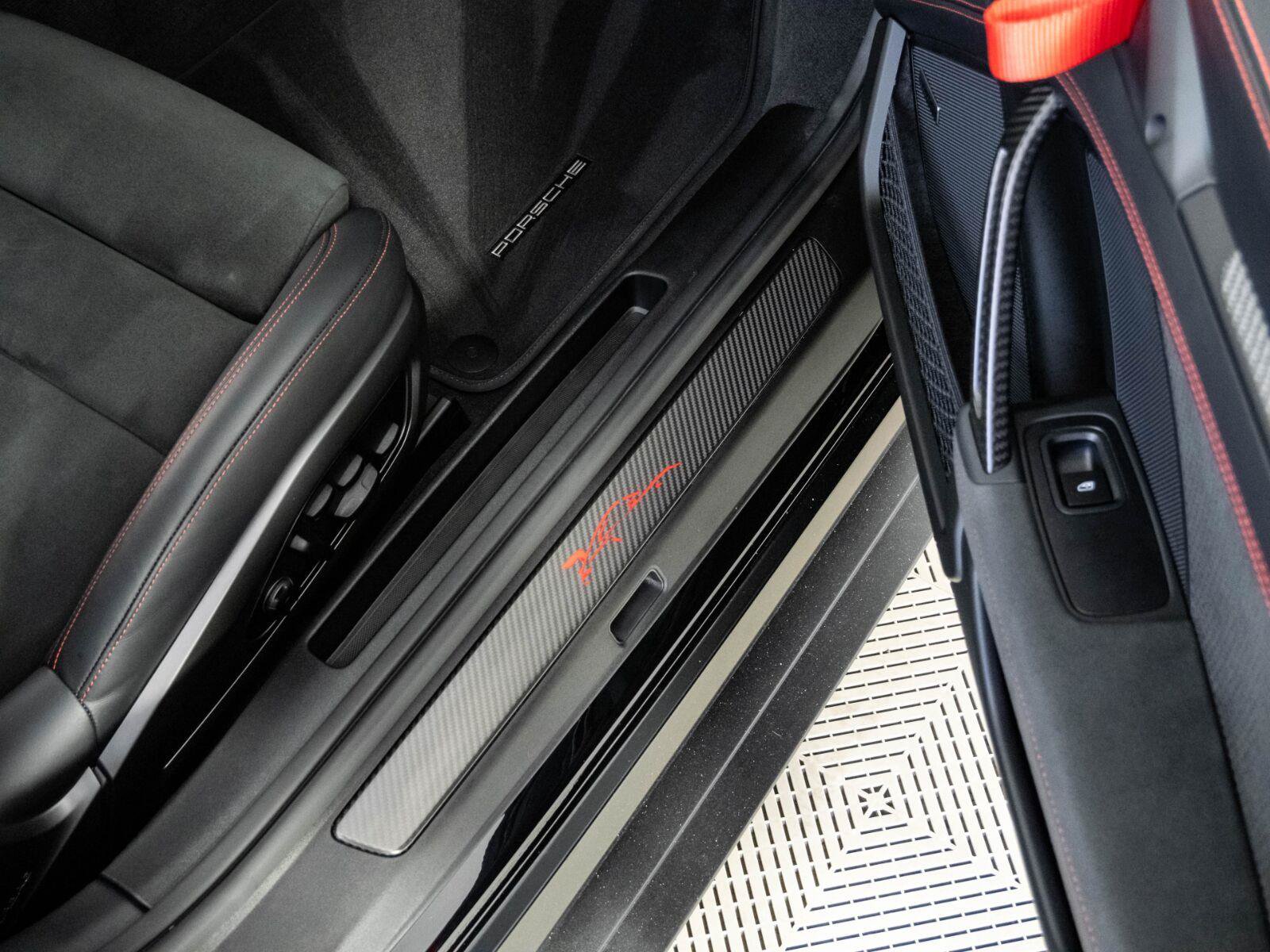 Certified 2025 Porsche 911 GT3 RS RWD image 20