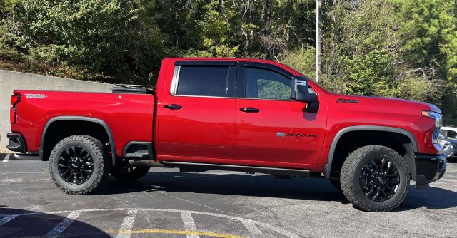 Used 2026 Chevrolet Silverado 2500 LTZ w/ Trail Boss Package AWD/4WD image 2