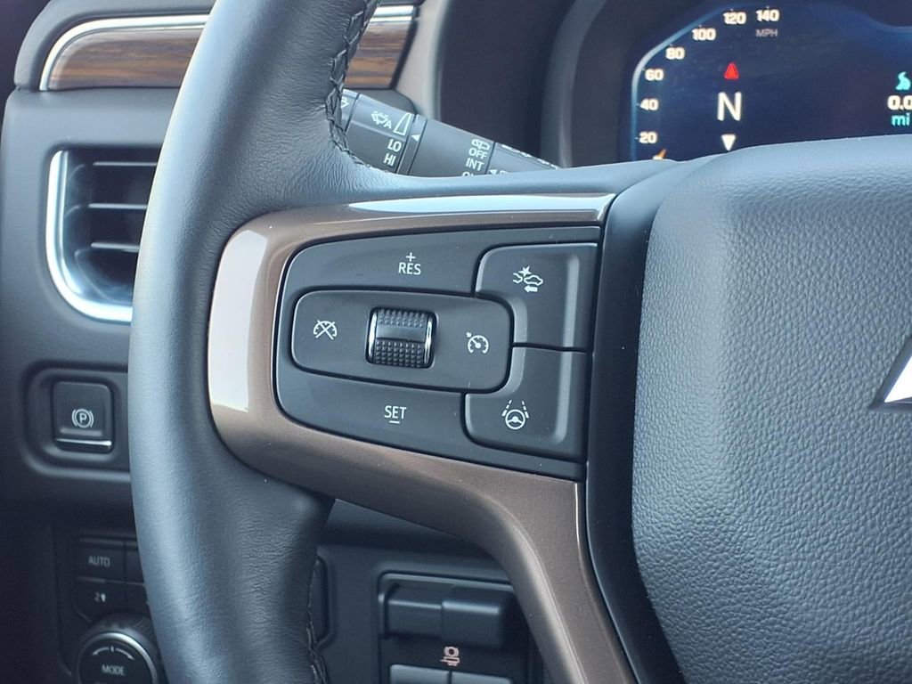 Used 2023 Chevrolet Tahoe High Country w/ Advanced Technology Package AWD/4WD image 17