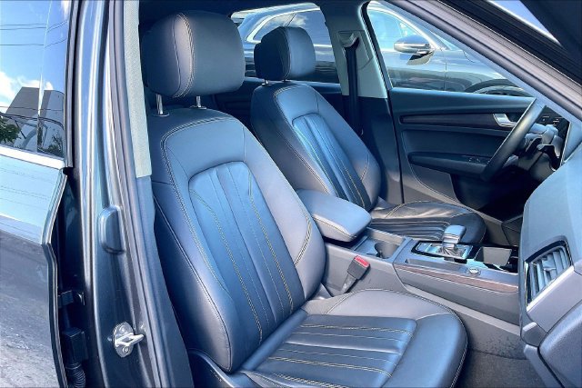 Certified 2023 Audi Q5 2.0T Premium w/ Convenience Package AWD/4WD image 7
