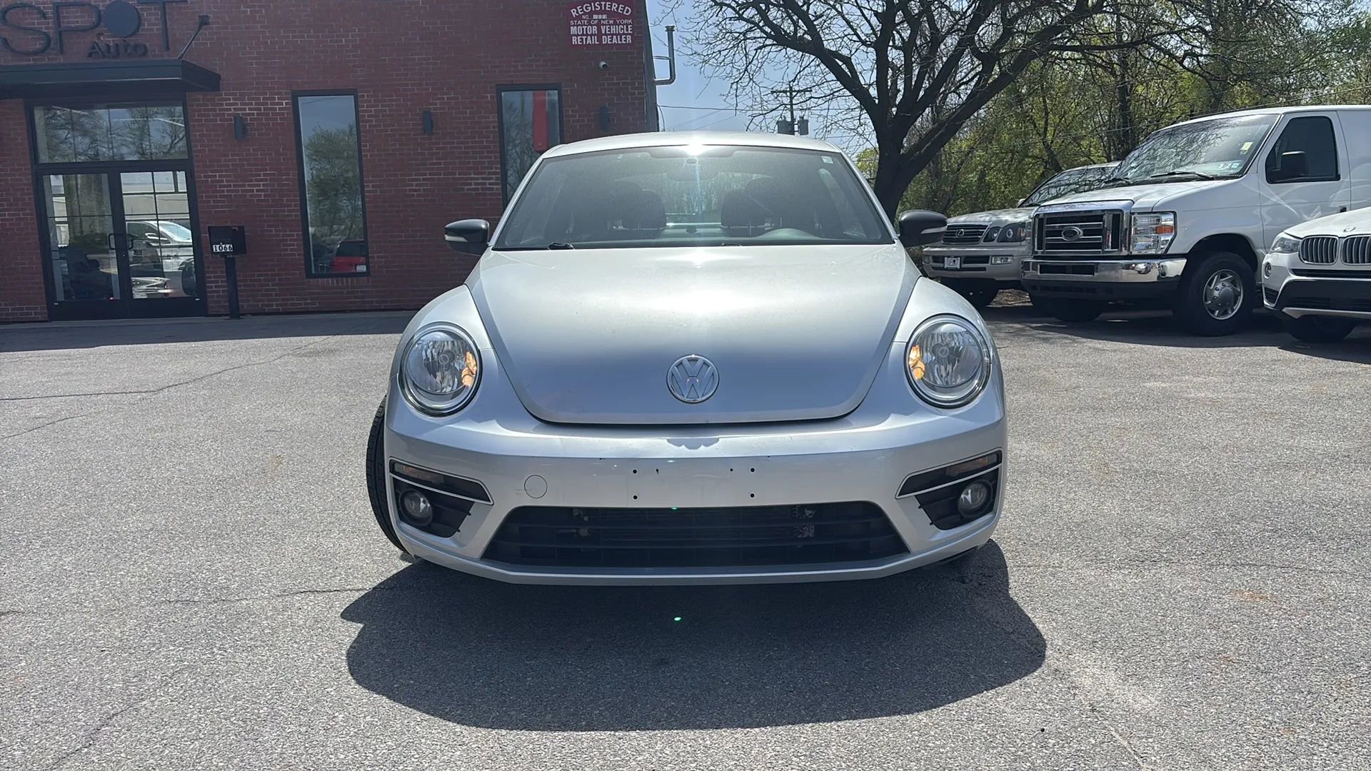 Used 2014 Volkswagen Beetle R-Line image 32