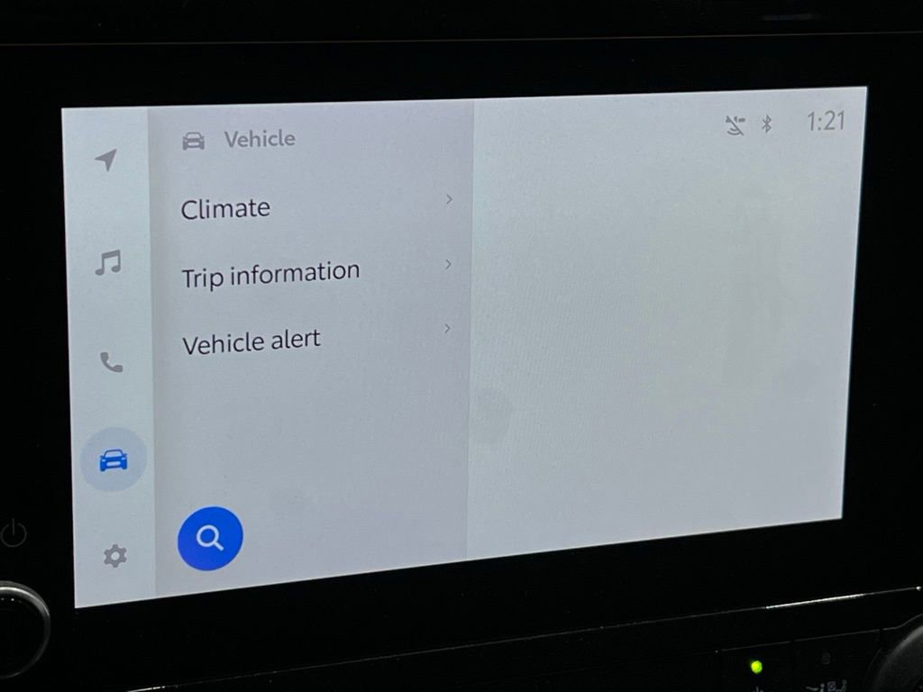 Used 2023 Toyota Highlander L image 28