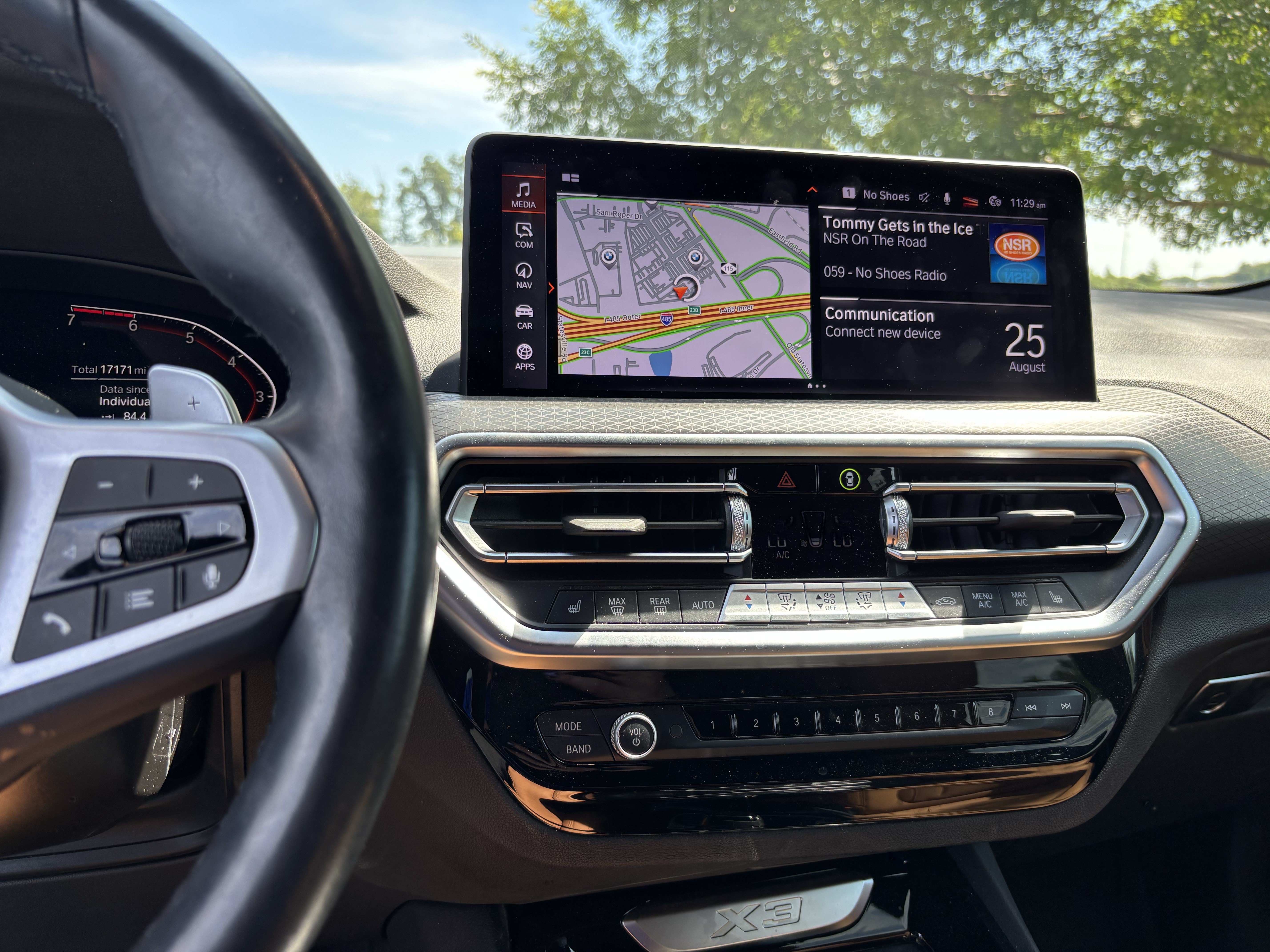 Certified 2024 BMW X3 xDrive30i w/ Premium Package AWD/4WD image 18
