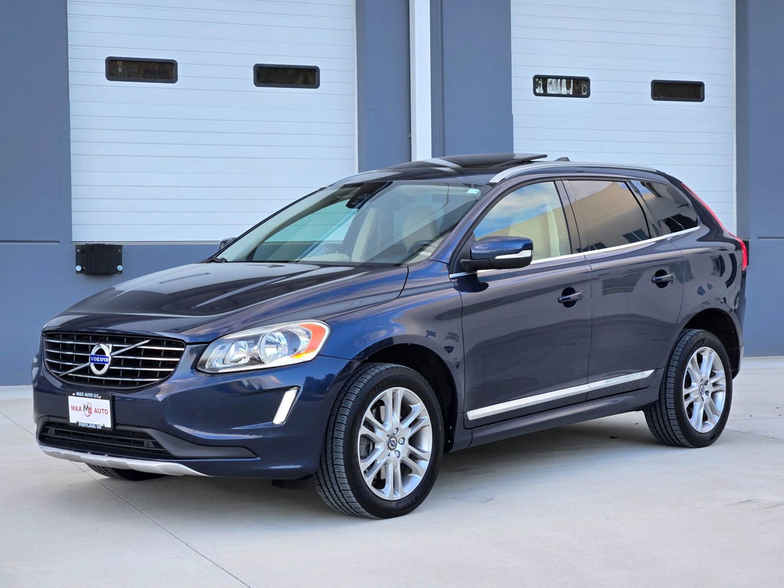 Used 2015 Volvo XC60 T5 image 4