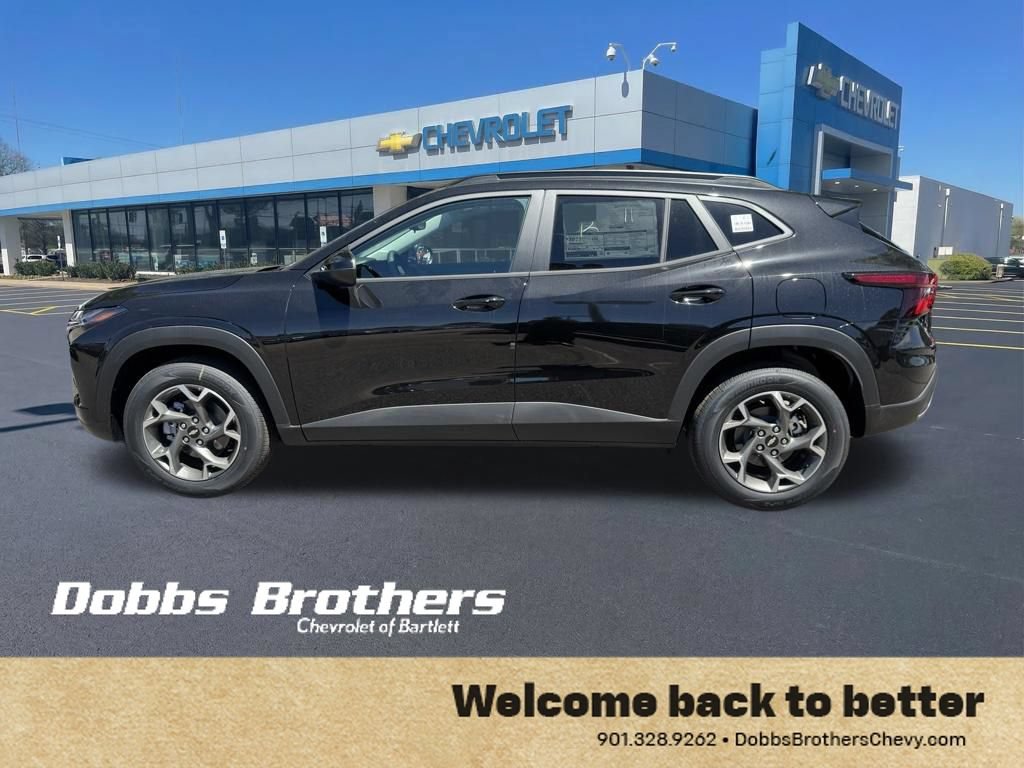 New 2026 Chevrolet Trax LT w/ Sunroof Package FWD image 4