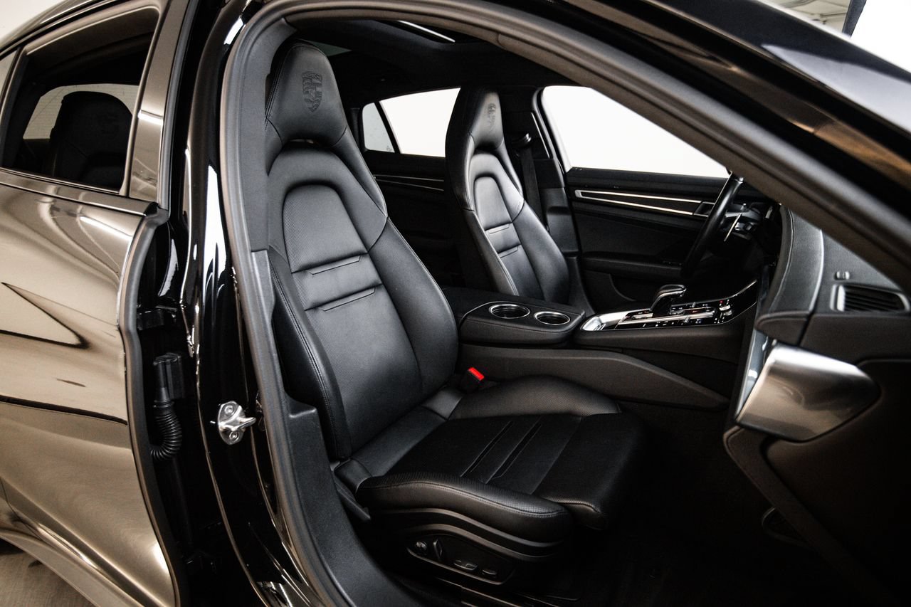 Certified 2023 Porsche Panamera 4 Platinum Edition AWD/4WD image 29