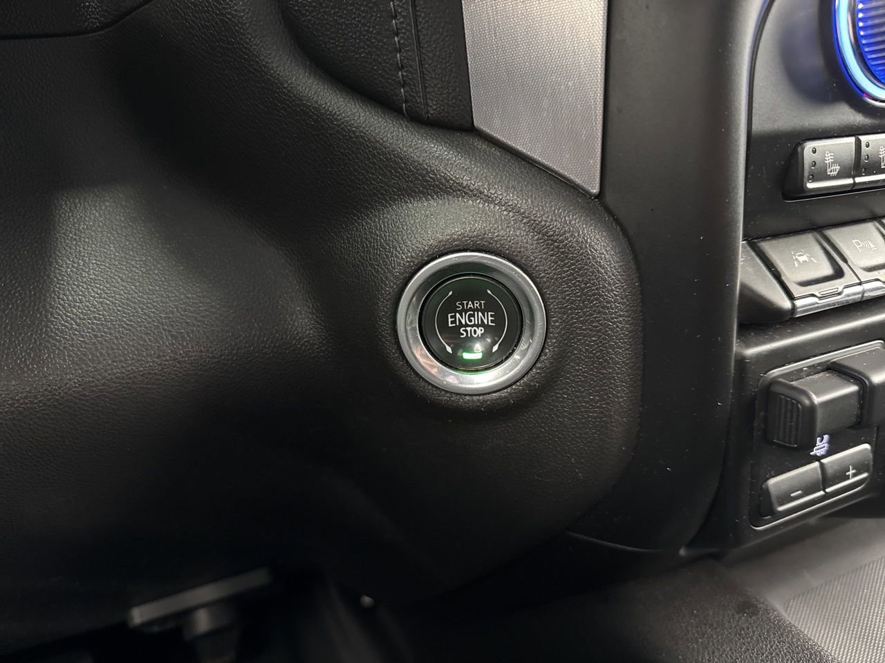 Used 2020 GMC Sierra 1500 SLT w/ SLT Premium Plus Package image 24