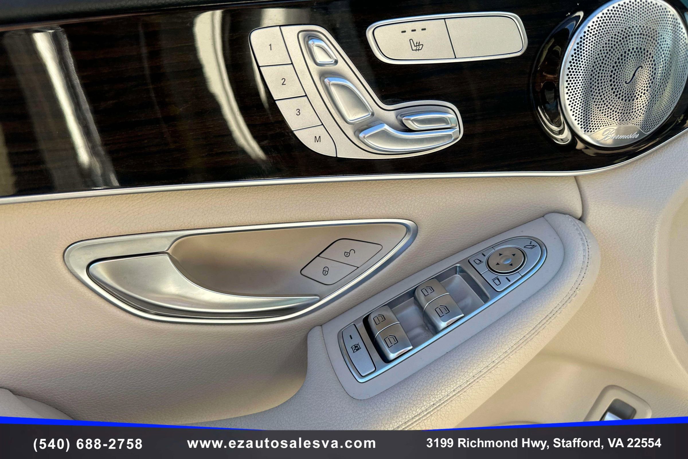 Used 2017 Mercedes-Benz C 300 4MATIC Sedan w/ Premium 2 Package image 16